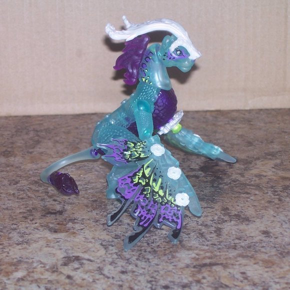 Lot of 3 Mega Construx Crystal Creatures Figures Unicorns Deer - Picture 2 of 9